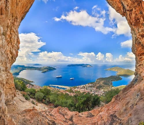 Welcome to Kaş, the world's largest resort.
