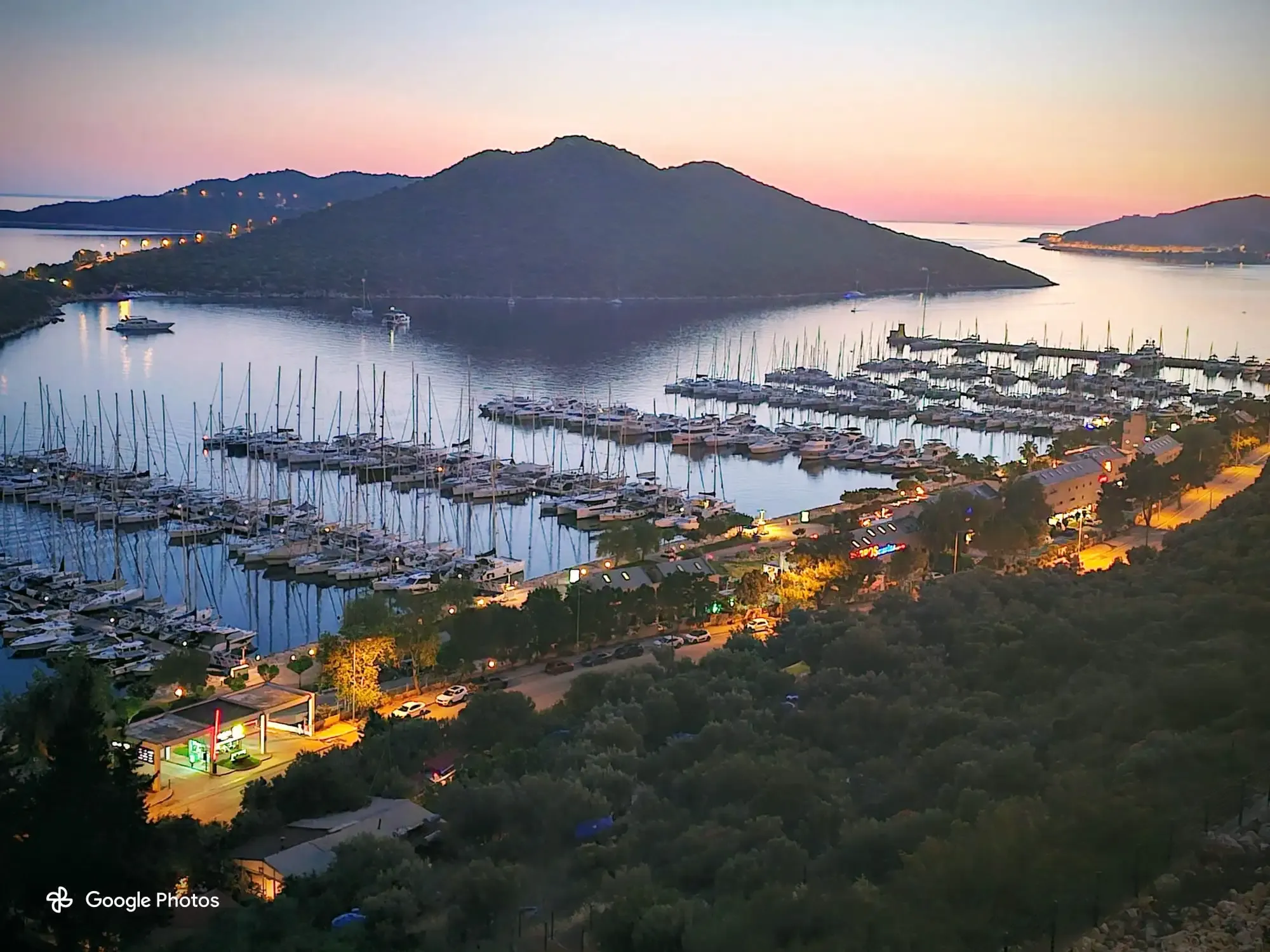 What to eat in Kas?: The Table of Blue and Green Kaş's Culinary Heritage from Past to Present